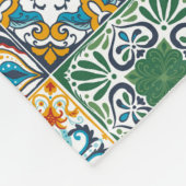 Hintergrundspuren/Talavera-inspirierte Fliesen Fleecedecke (Ecke)