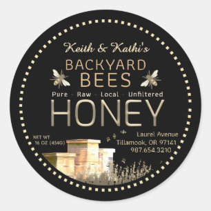 Hinterhofbienen und kleine Bienen auf dem Schwarze Runder Aufkleber