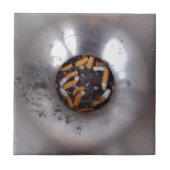 Hintern der Zigarette in Silver Smokers Ashtray, F Fliese (Vorderseite)