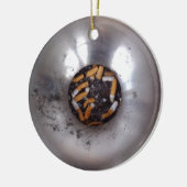 Hintern der Zigarette in Silver Smokers Ashtray, F Keramik Ornament (Links)