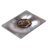 Hintern der Zigarette in Silver Smokers Ashtray, F Notizblock (Linke Seite)
