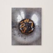 Hintern der Zigarette in Silver Smokers Ashtray, F Puzzle (Vertikal)