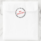 Hintern in Sitzgurten auf Tastatur - Aufkleberblat Runder Aufkleber (Tasche)