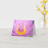 Hinweis zur rosa Wasserlilie Karte (Gelbe Blume)