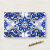 Hinweise mit blauen weißen Farben Post-it Klebezettel (Auf Schreibtisch)