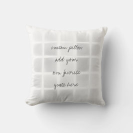 Hinzufügen einer benutzerdefinierten Wohngestaltun Kissen