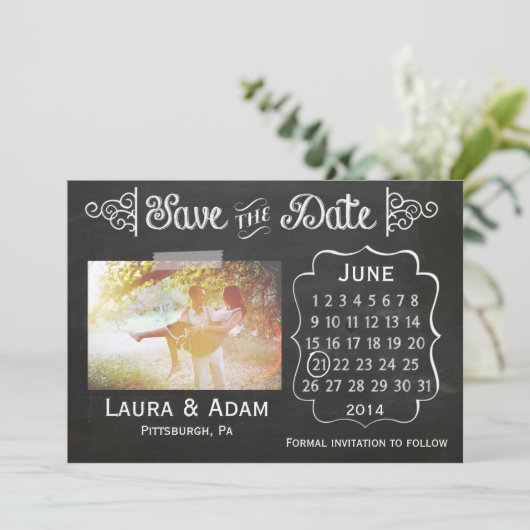 Hinzufügen eines eigenen Fotos-Chalkboards Save th Save The Date (Stehend Vorderseite)