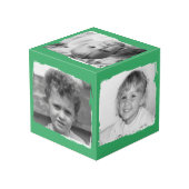 Hinzufügen von 4 Bildern Anpassen von Wörtern mit  Würfel (Rückseite Schrägansicht)