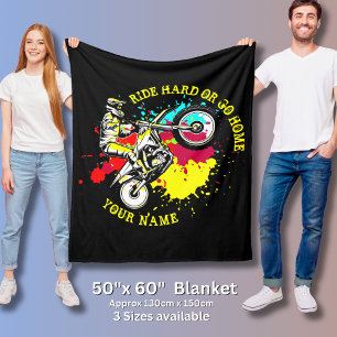 Hinzufügen von Name ändern Text Ride Hard oder Go Fleecedecke