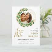 Hinzufügen von QR-Code Foto White Emerald & Gold E Save The Date (Stehend Vorderseite)