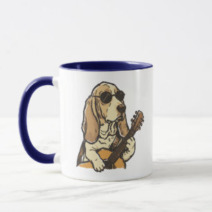 Hippie-Beagle spielt Gitarre Tasse