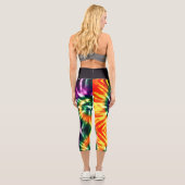 Hippie boho lustig grün gelb orange lila Krawatte Capri Leggings (Rückseite)