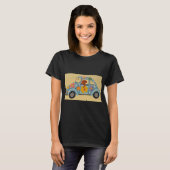 Hippie-Dackel im Auto T-Shirt (Vorne ganz)