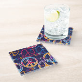 Hippie Peace: Lebhaftes Symboldesign. Glasuntersetzer (Schrägansicht)