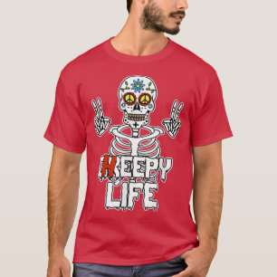 Hippie Skeleton Funny Halloween Pun Creepy Spaß  T-Shirt
