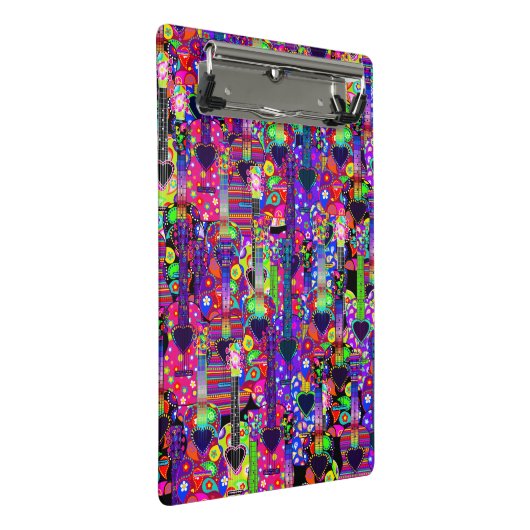 Hippie Style Guitars Pattern Mini Klemmbrett (Schrägansicht)
