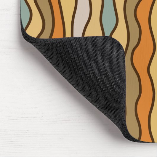 Hippie Trippy Groovy Vertical Strip 70er Muster Mousepad (Ecke)