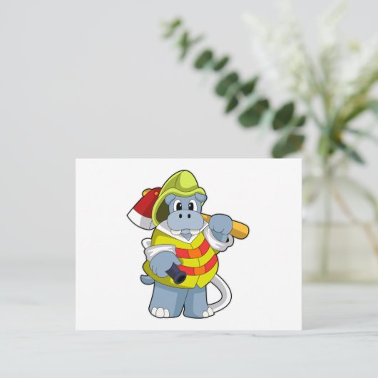 Hippo als Firefighter mit Ax Postkarte (Stehend Vorderseite)