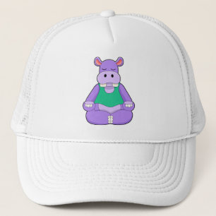 Hippo bei Yoga im Sitzen Truckerkappe