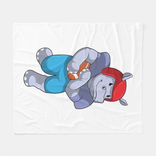 Hippo beim Fußballsport Fleecedecke (Vorderseite (Horizontal))