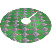 Hippo in Weihnachtsmannmütze Muster auf Grün Polyester Weihnachtsbaumdecke (Schrägansicht)