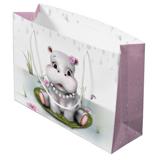 Hippo River Adventure Große Geschenktüte (Rückseite Schrägansicht)