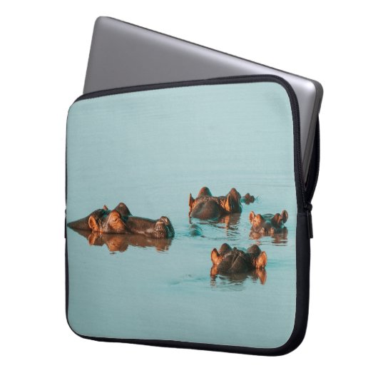 HIPPOS KÜHLEN IM DAM AB LAPTOPSCHUTZHÜLLE (Vorderseite Links)