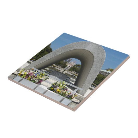Hiroshima Memorial Cenotaph Fliese (Seite)