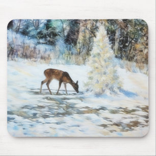 Hirsch am schneebedeckten Weihnachtsbaum Winter-Ma Mousepad