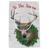 Hirsch in Weihnachtsschrei auf Birch Mittlere Geschenktüte (Vorderseite)