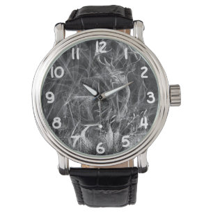 Hirsch mit Geweih, eingerahmt von Feld und Baum Armbanduhr