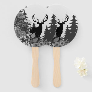 Hirsch mit großem Geweih aus dem Wald Fächer