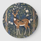 Hirsche im Bluebellwald William Morris Inspiriert Große Wanduhr (Vorderseite)