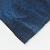 Hirsche im Dunklen Wald der blauen Haze Fleecedecke (Ecke)