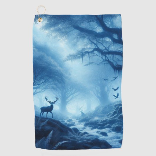 Hirsche im Dunklen Wald der blauen Haze Golfhandtuch (Vorderseite)