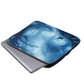 Hirsche im Dunklen Wald der blauen Haze Laptopschutzhülle (Vorne Knopf)