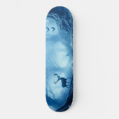 Hirsche im Dunklen Wald der blauen Haze Skateboard (Vorderseite)