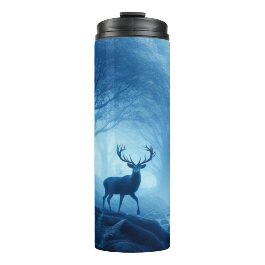 Hirsche im Dunklen Wald der blauen Haze Thermosbecher (Vorderseite)