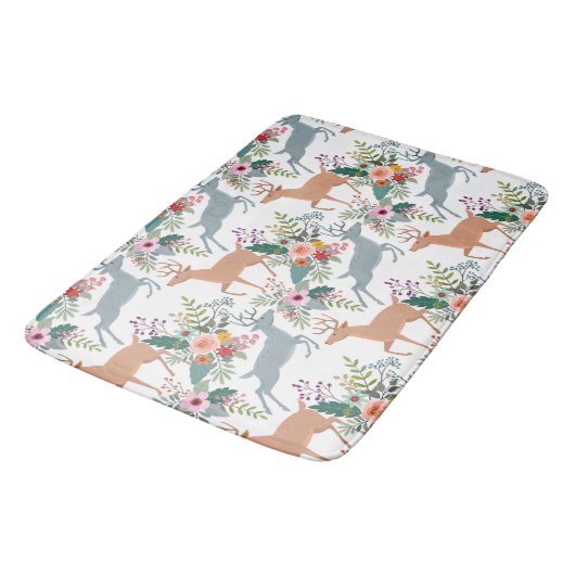 Hirsche im Garten Badematte (Schrägansicht)