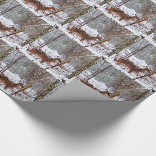 Hirsche im Schnee fallen Geschenkpapier (Ecke)