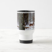 Hirsche im Schnee fallen Reisebecher (Mittel)