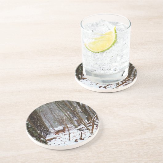 Hirsche im Schnee fallen Sandstein Untersetzer (Seite)