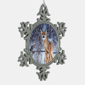 Hirsche im Schnee, Schneeflocken Zinn-Ornament (Links)