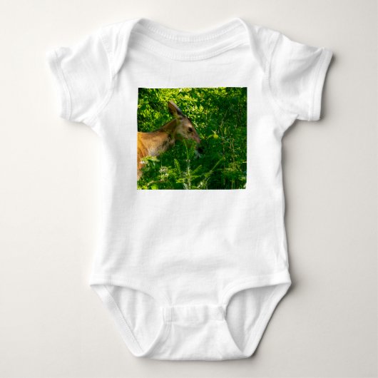 Hirsche im Wald. Baby Strampler (Vorderseite)
