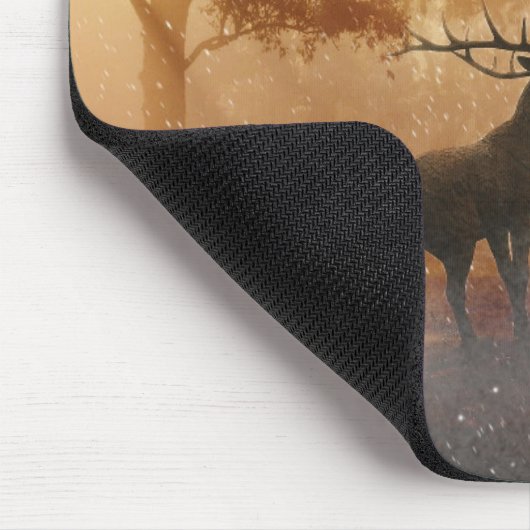 Hirsche im Wald Mousepad (Ecke)