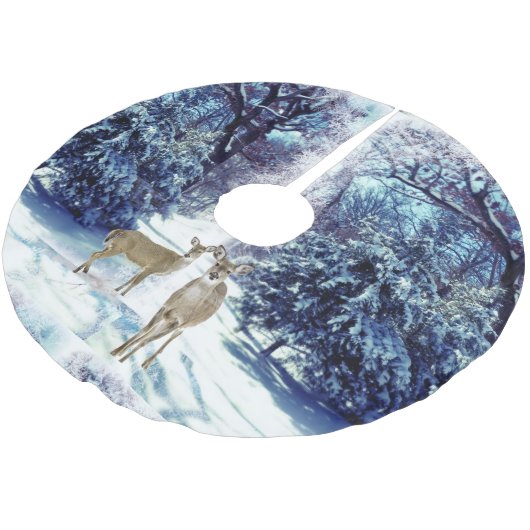 Hirsche im Winter Wunderland Weihnachtsbaumrock Polyester Weihnachtsbaumdecke (Schrägansicht)