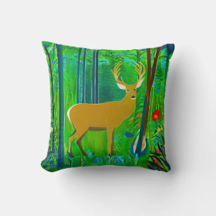Hirsche in einem Fantasy-Wald Kissen