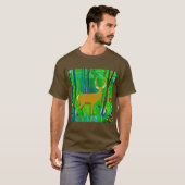 Hirsche in einem Fantasy-Wald T-Shirt (Vorne ganz)