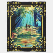 Hirsche in sonnendurchfluteten Wäldern und Wasser Fleecedecke (Vorderseite)