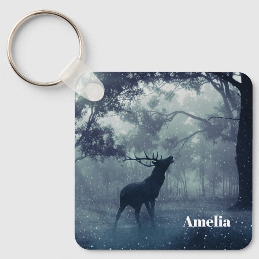 Hirsche mit Antlern in einem Schattenwald Schlüsselanhänger (Vorderseite)